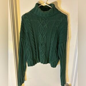 Moda International Forest Green Cable Knit Turtleneck Sweater medium